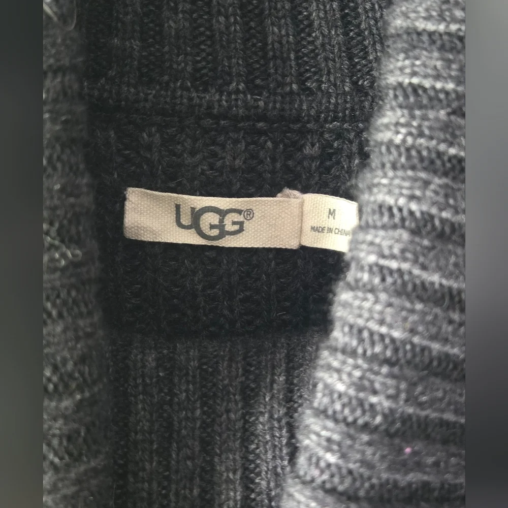 Ugg Raelynn Wool Blend Cowl Neck Poncho Pullover Charcoal Gray Sweater Size M